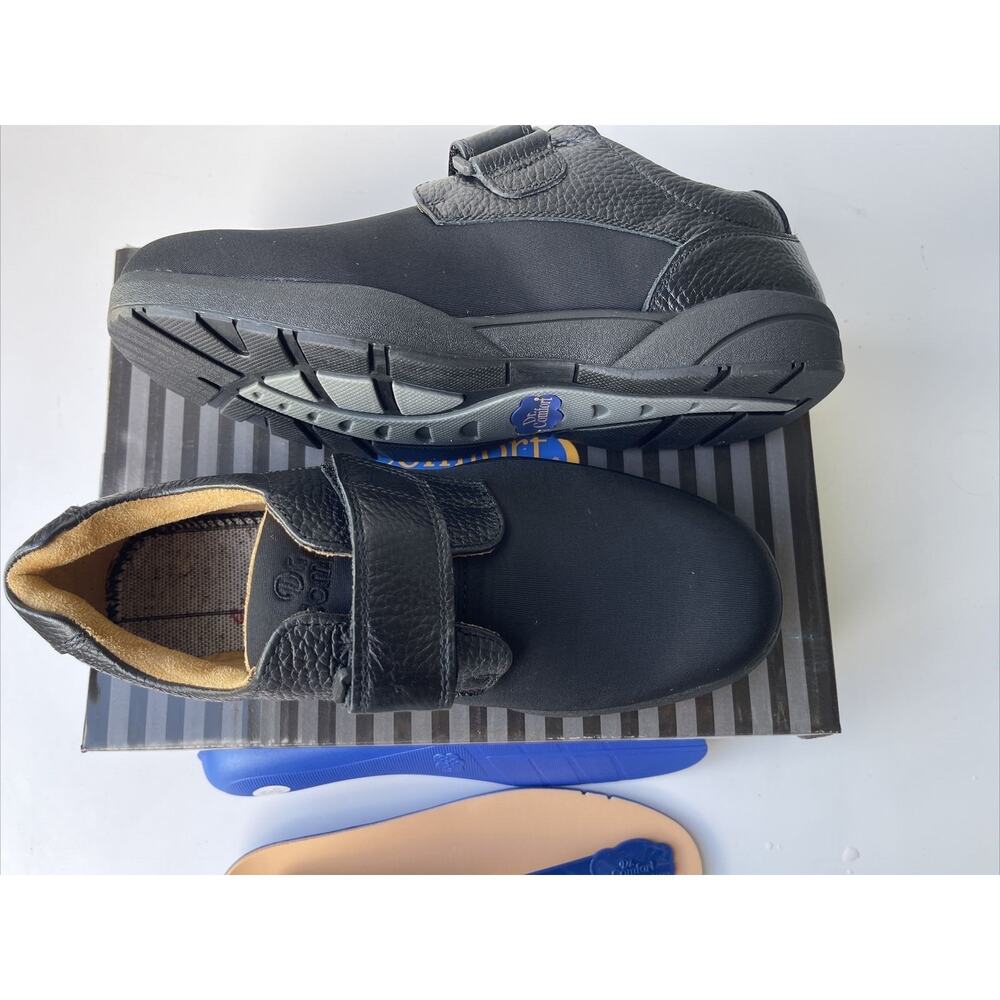 Dr. Comfort 6410 Brian Men's 10.5 Black Loafers. A113